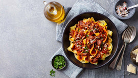 <b>Bandnudeln mit Rindfleischragout</b>